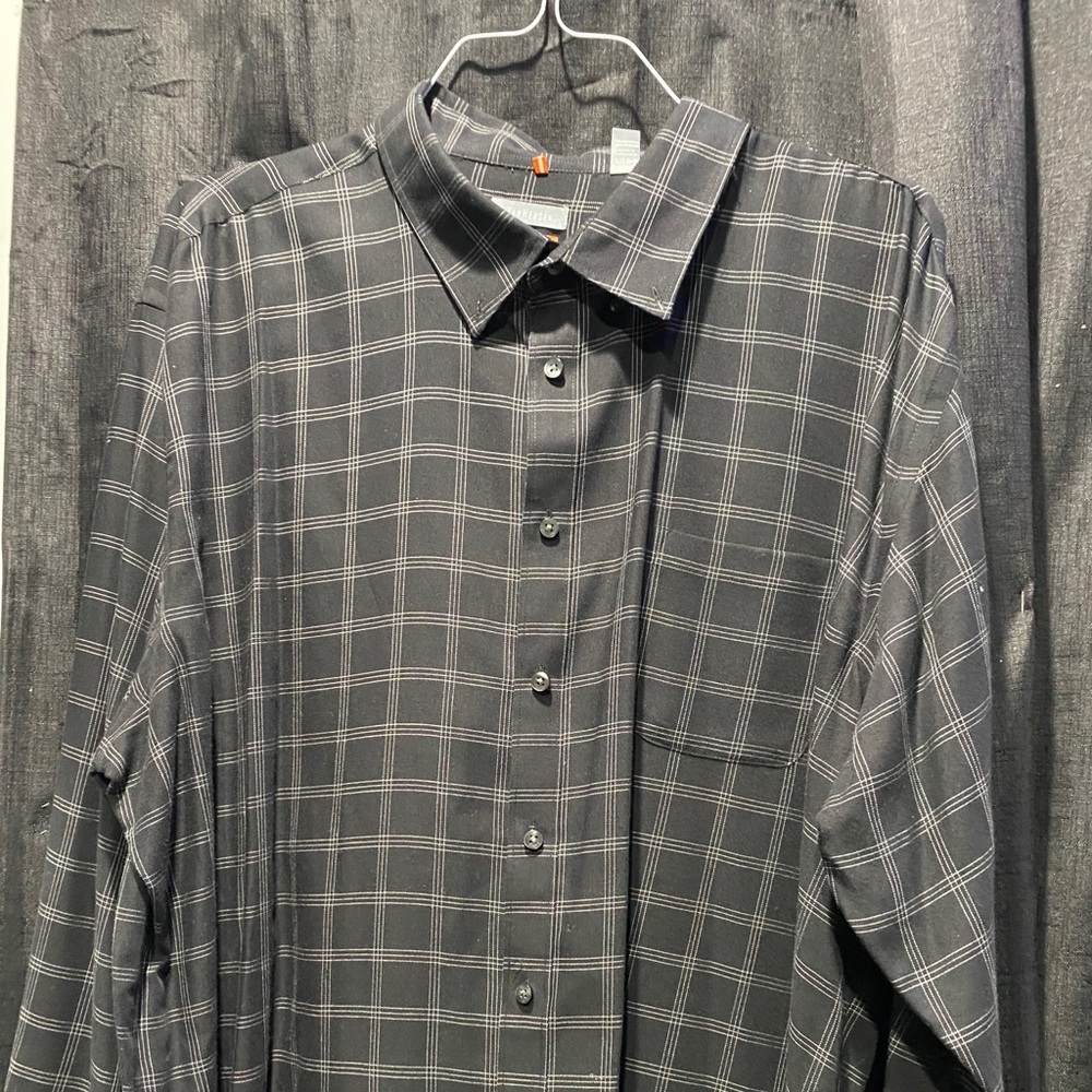 3X Van Heusen button down
